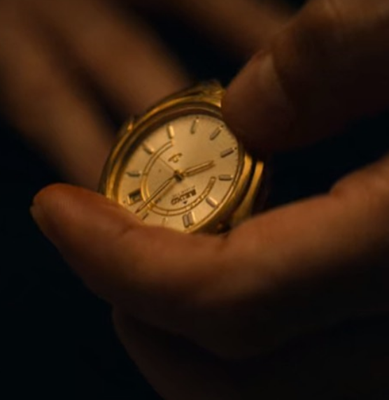 What watch does Gerardo Taracena wear in Narcos? Almost On Time