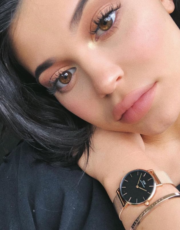 What watch does Kylie Jenner wear? Almost On Time