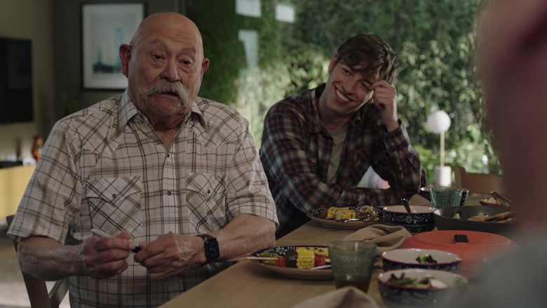 What watch does Barry Corbin wear in 911 Lone Star? - Almost On Time