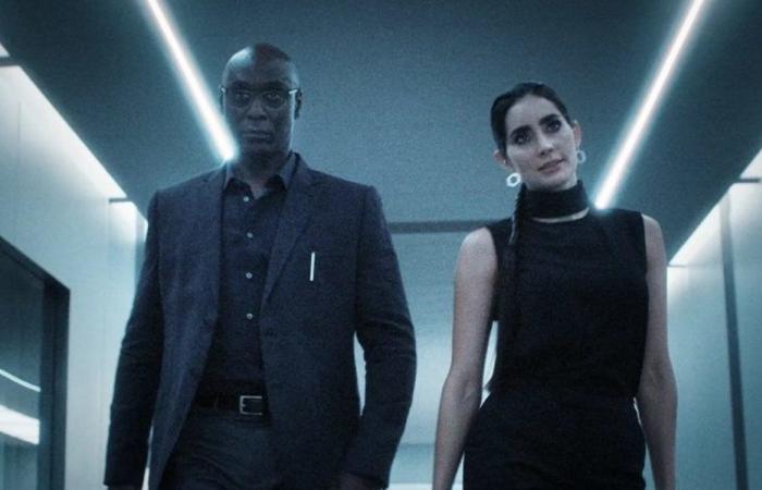 What watch does Lance Reddick wear in Resident Evil? - Almost On Time